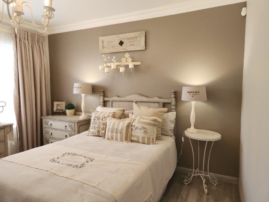 3 Bedroom Property for Sale in Vakansieplaas Western Cape